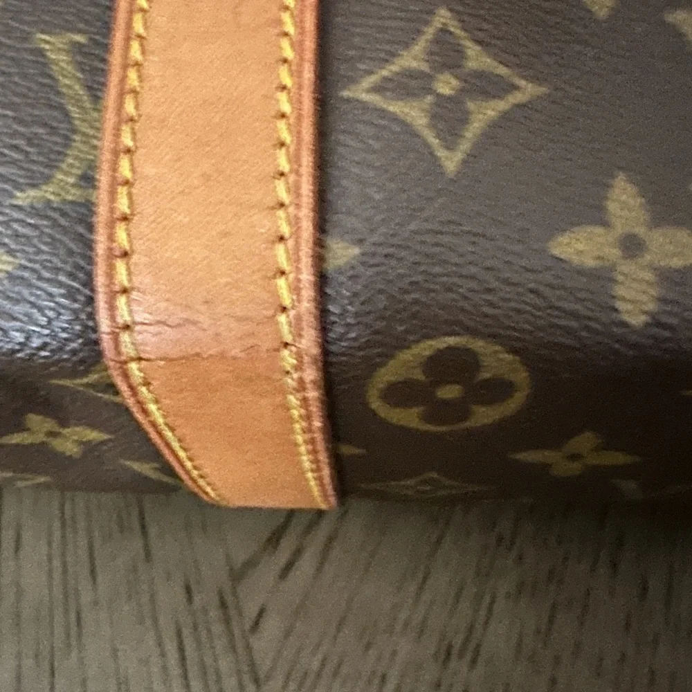 Louis Vuitton reposhing this