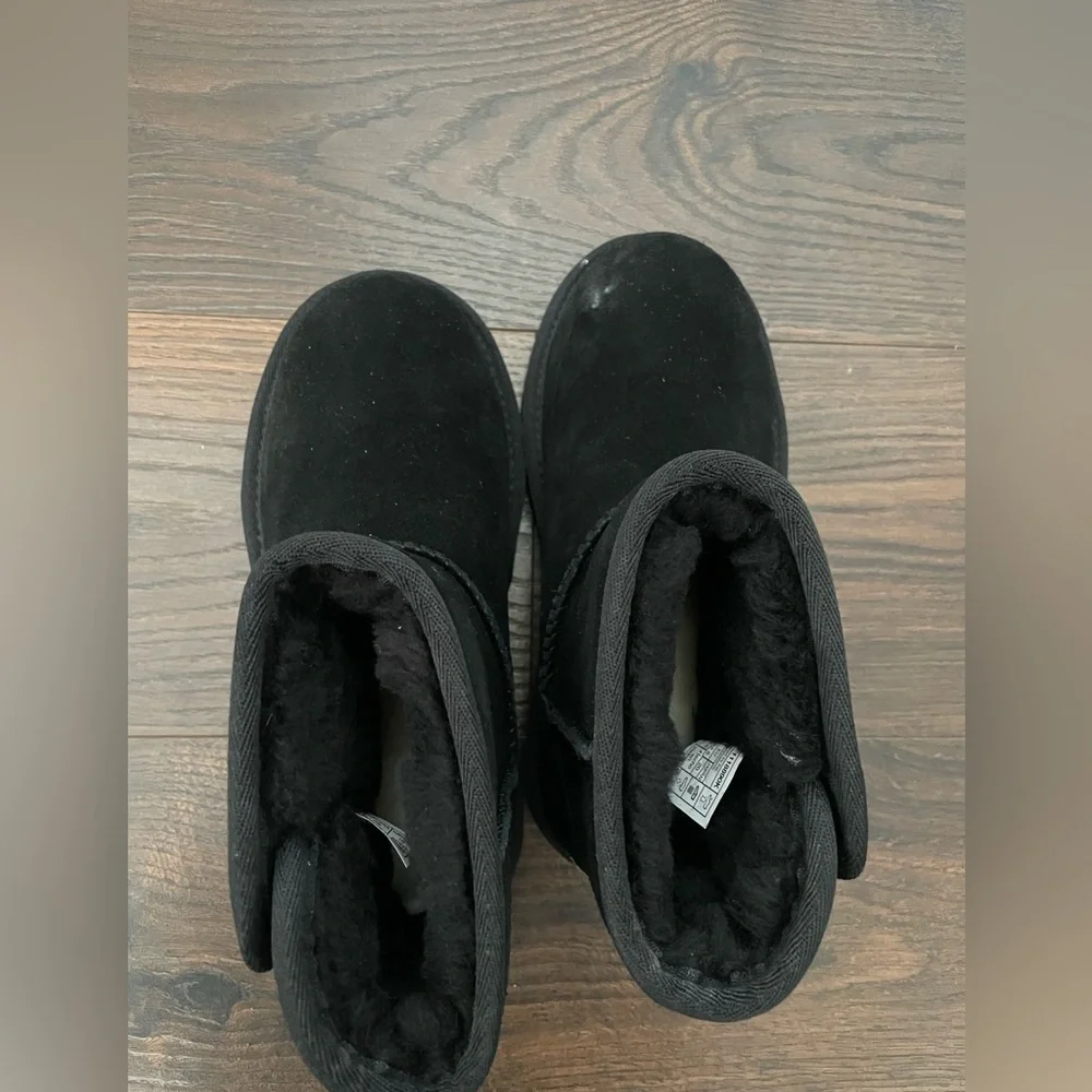 UGG brand new