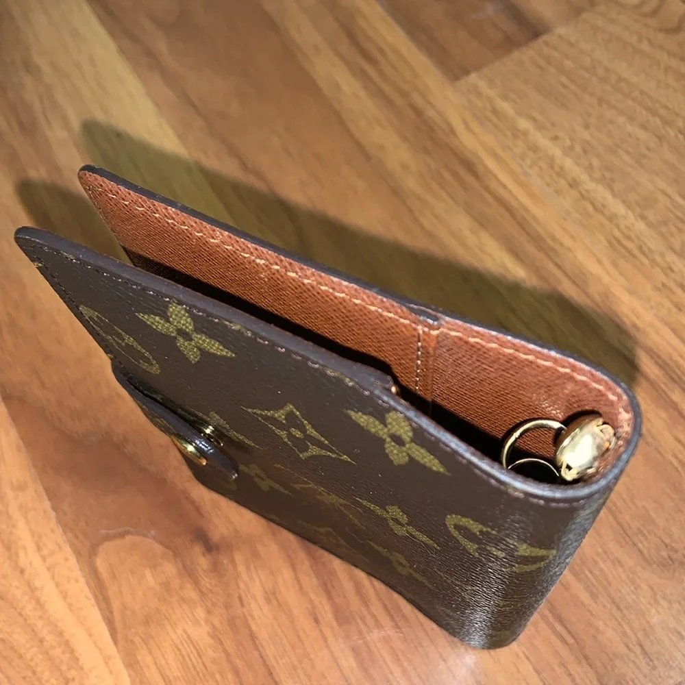 Louis Vuitton authentic louis
