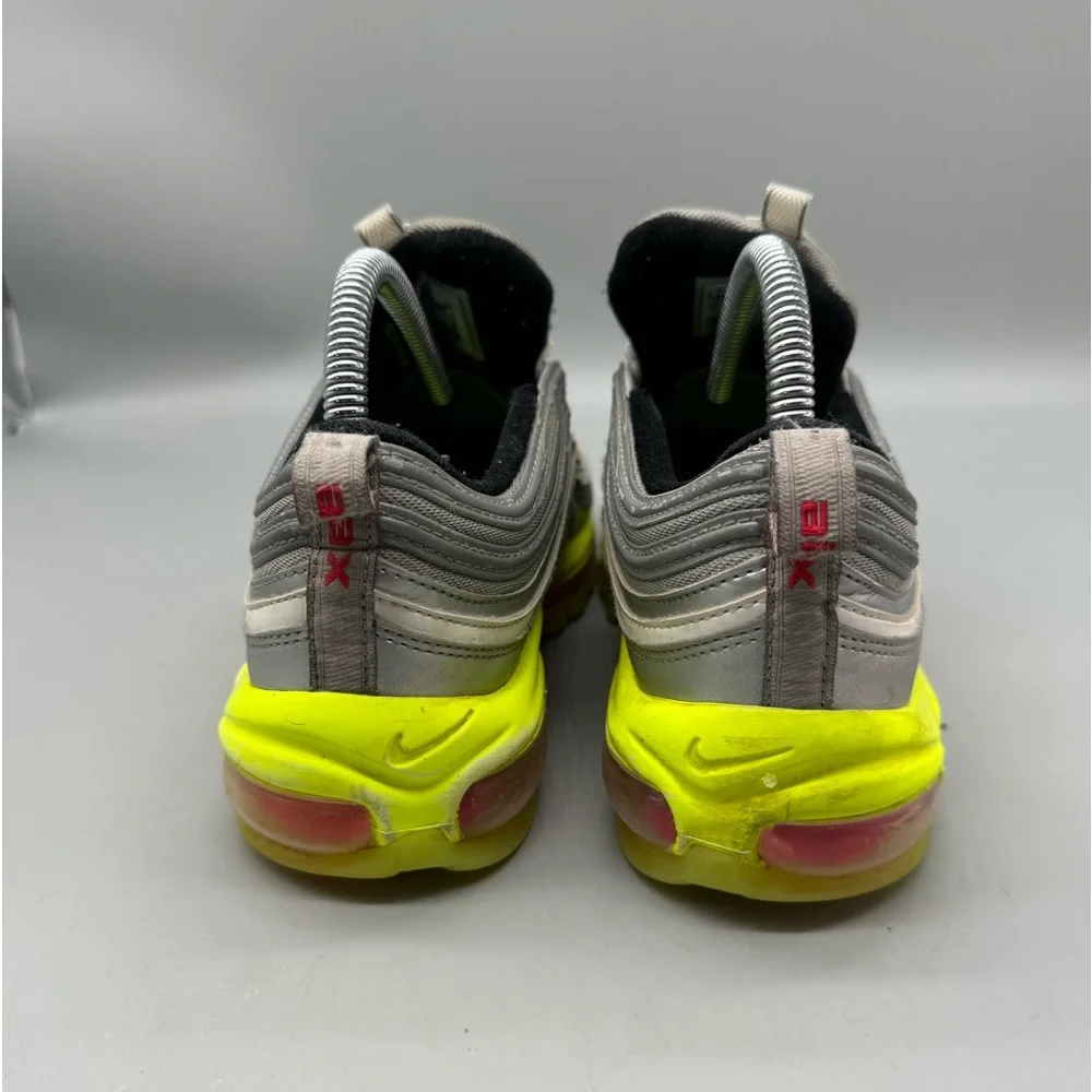 Nike pre loved