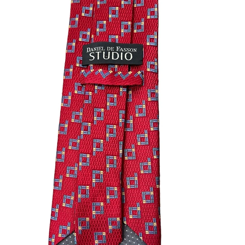 Daniel De Fasson Mens Colorful Preppy Geometric Red 100% Silk Tie Hand Made