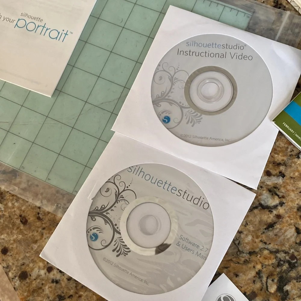 Cricut  silhouette reposhing this