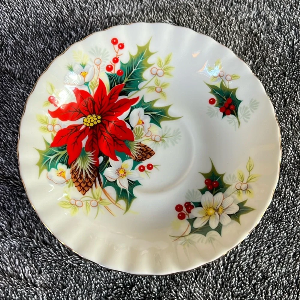 Royal Albert poinsettia bone no