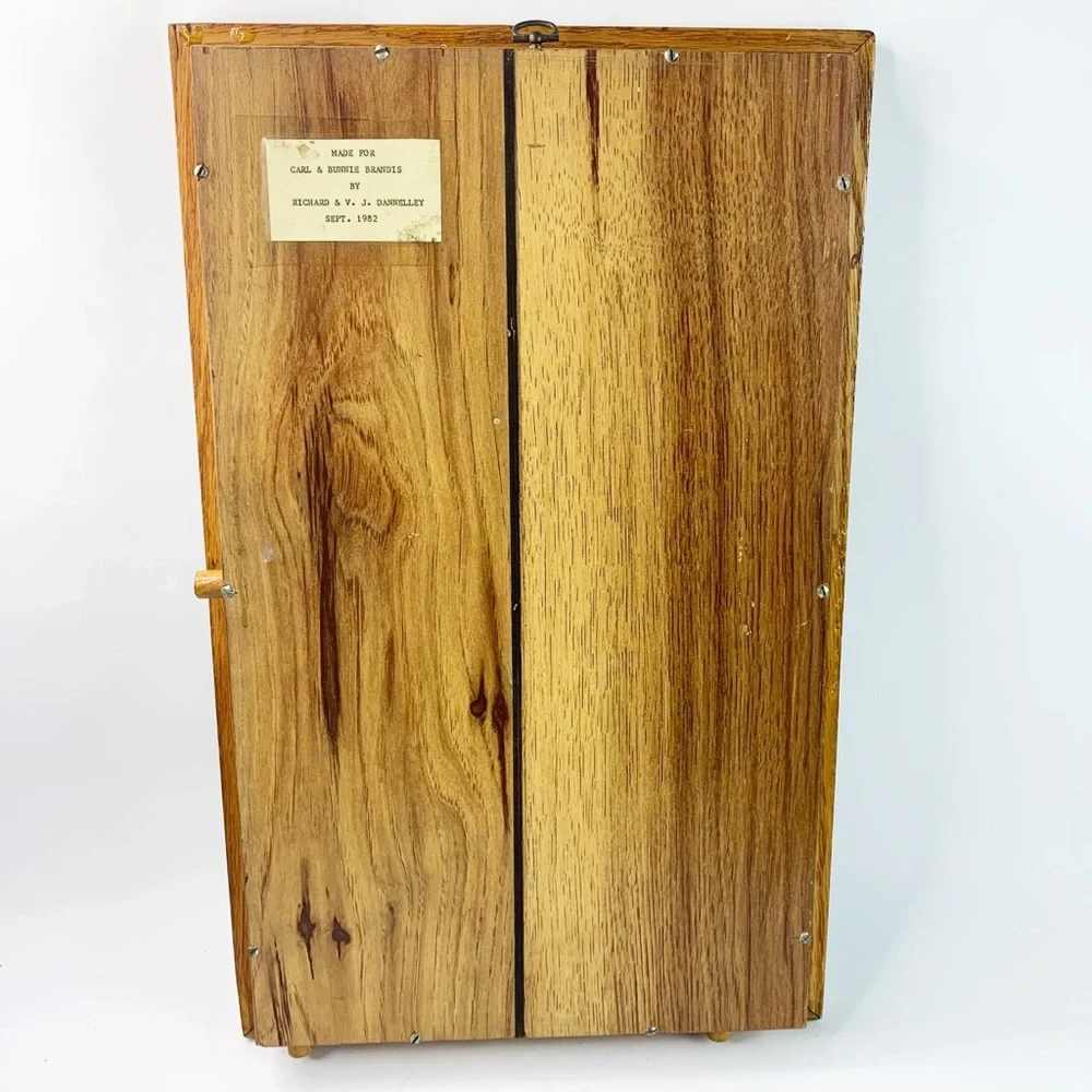 Vintage wood perpetual