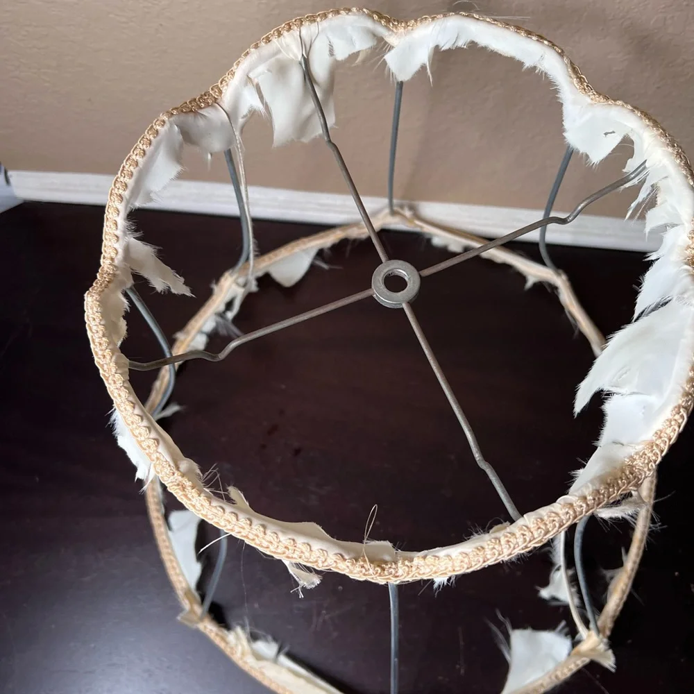 Shabby Chic Wire Lamp Shade Armature vintage 1960