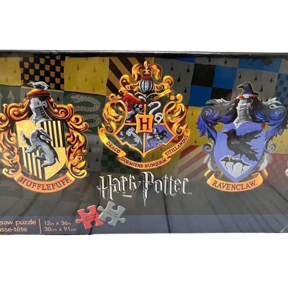 Aquarius puzzle crests