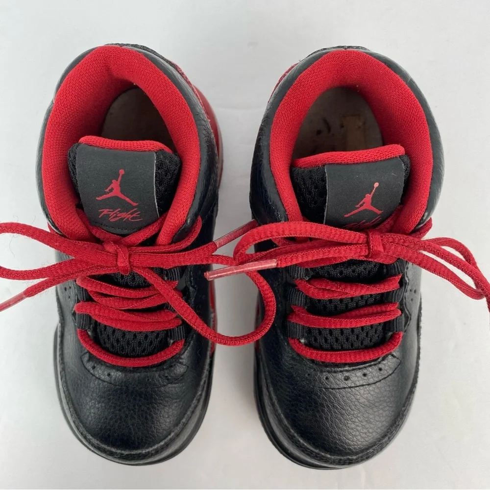Nike jordan flight
