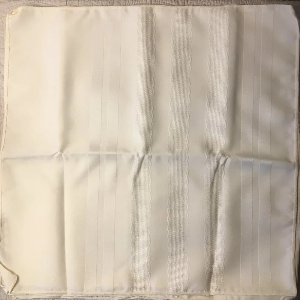 TOWN & COUNTRY LINEN town country