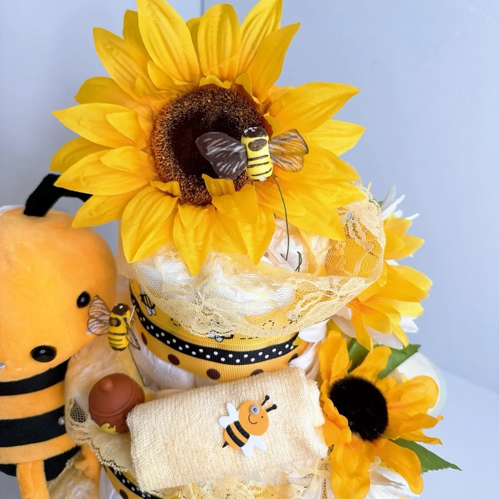 Bee Diaper Cake, Bee Baby Shower Gift