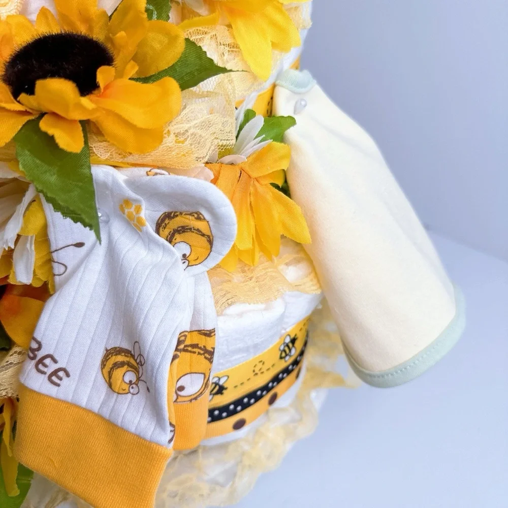 Bee Diaper Cake, Bee Baby Shower Gift