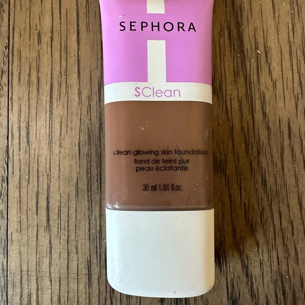 Sephora S Clean Clean Glowing Skin Foundation Shade 35 Sealed 30 ml NEW