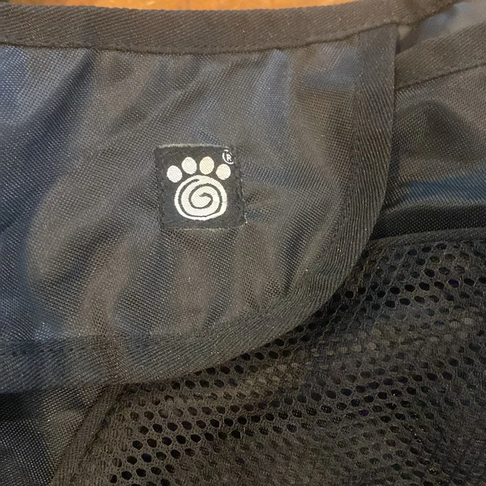 Petrageous pet sling