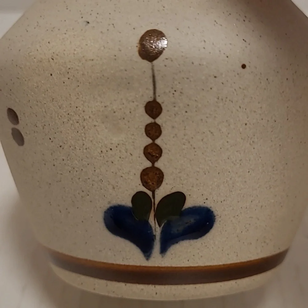 N/A mexican pottery