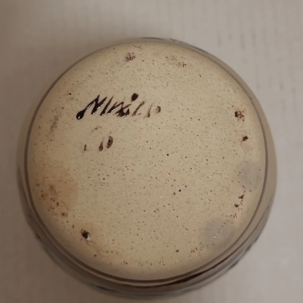 N/A mexican pottery