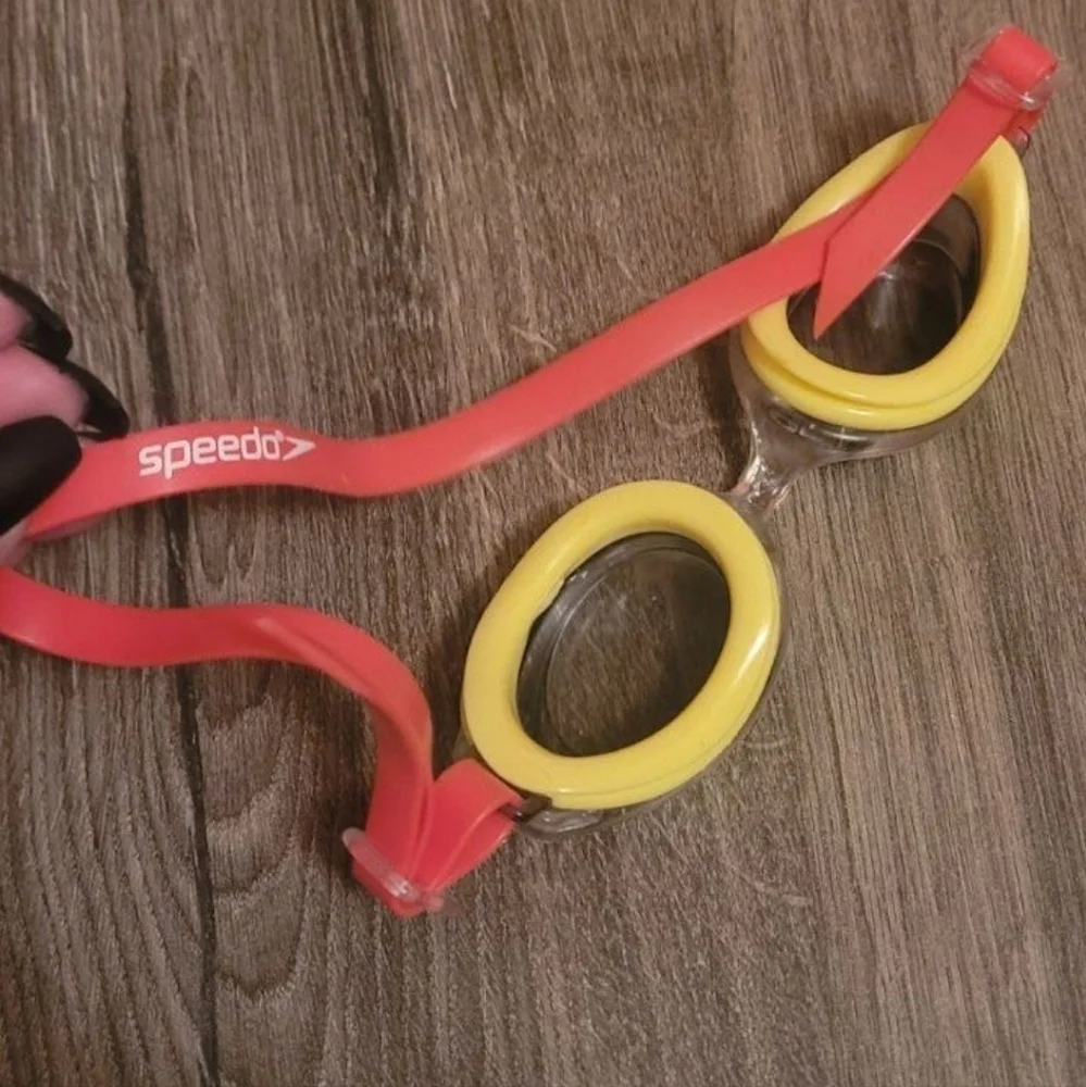 Speedo kids swmming