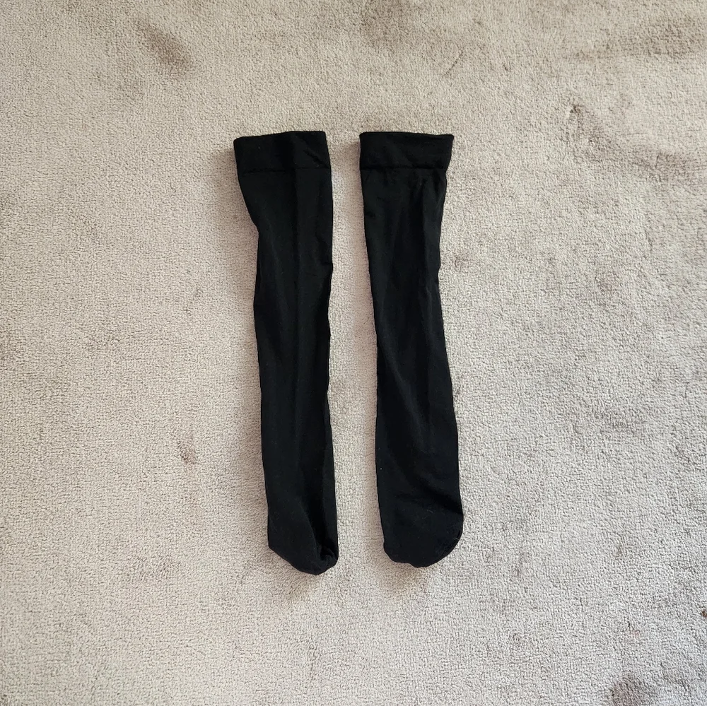 Black crew socks
