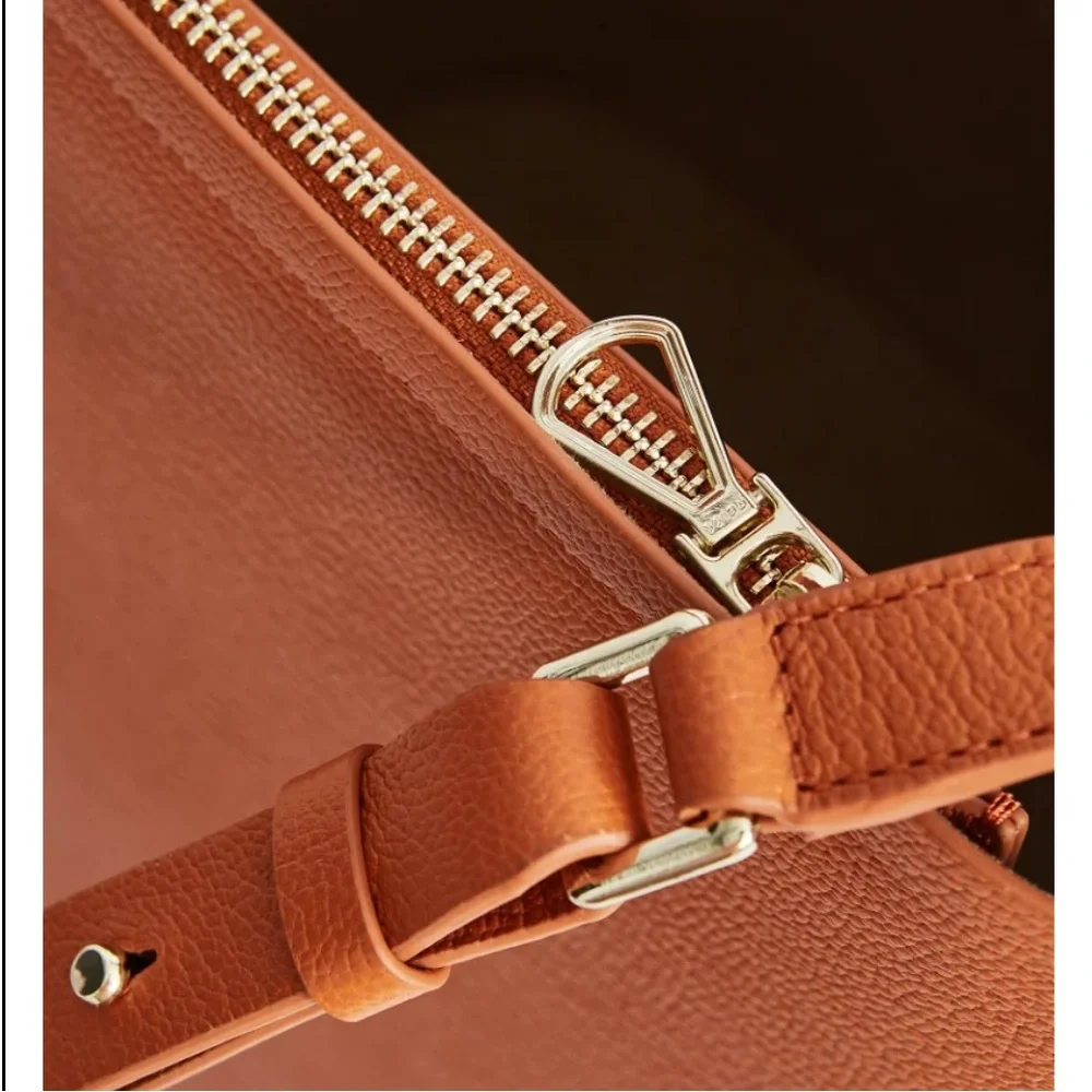 Reiss hudson leather
