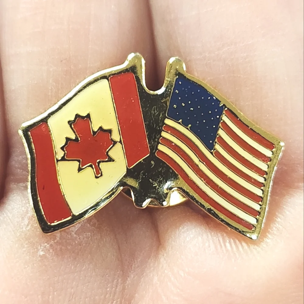 N/A pair canadian