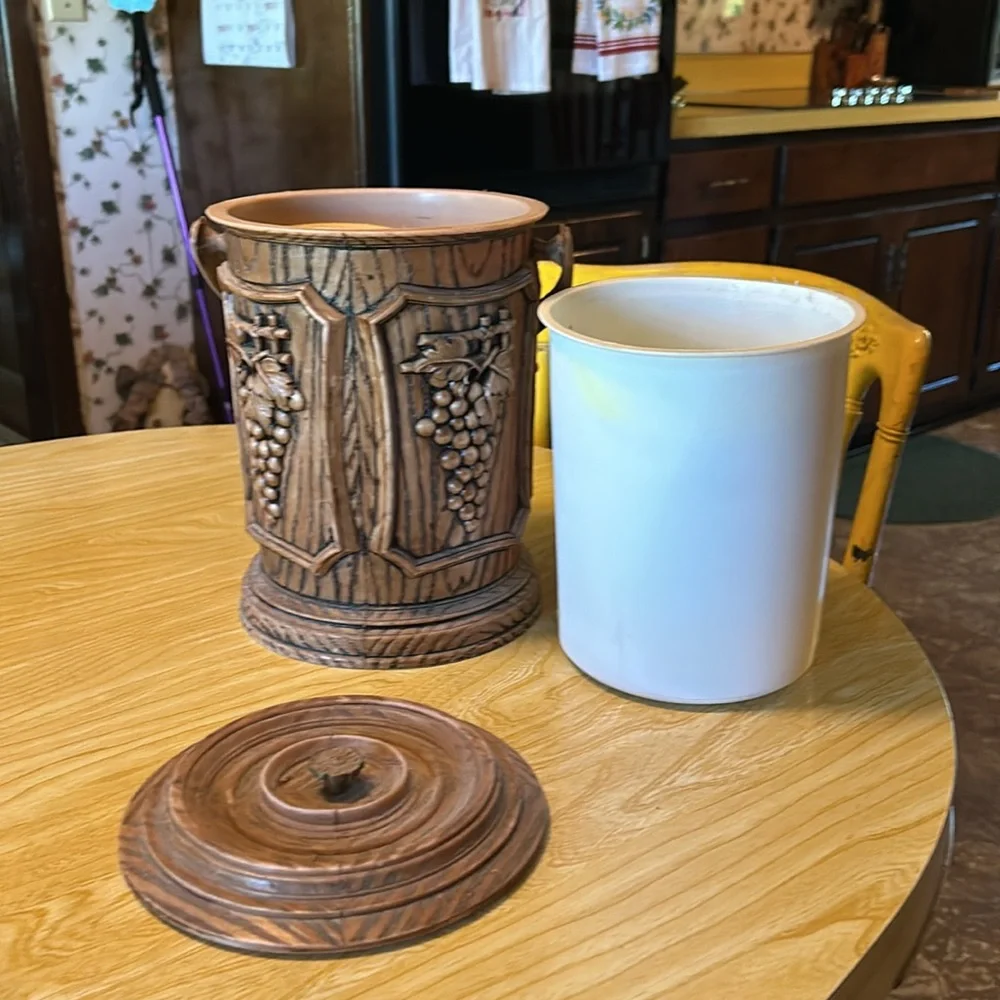 Vintage Faux wood ice bucket. 70’s