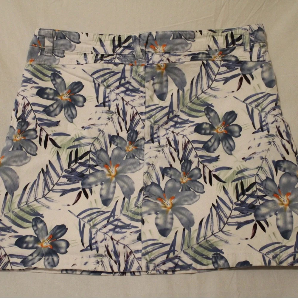 Westport skirt attached