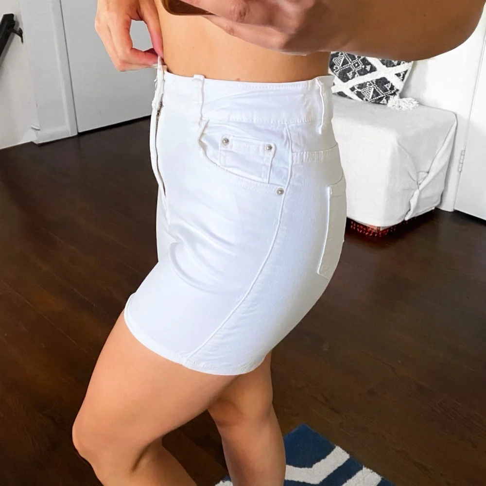 🐚 MISS BON WHITE COTTON HIGH WAIST JEAN SHORTS!