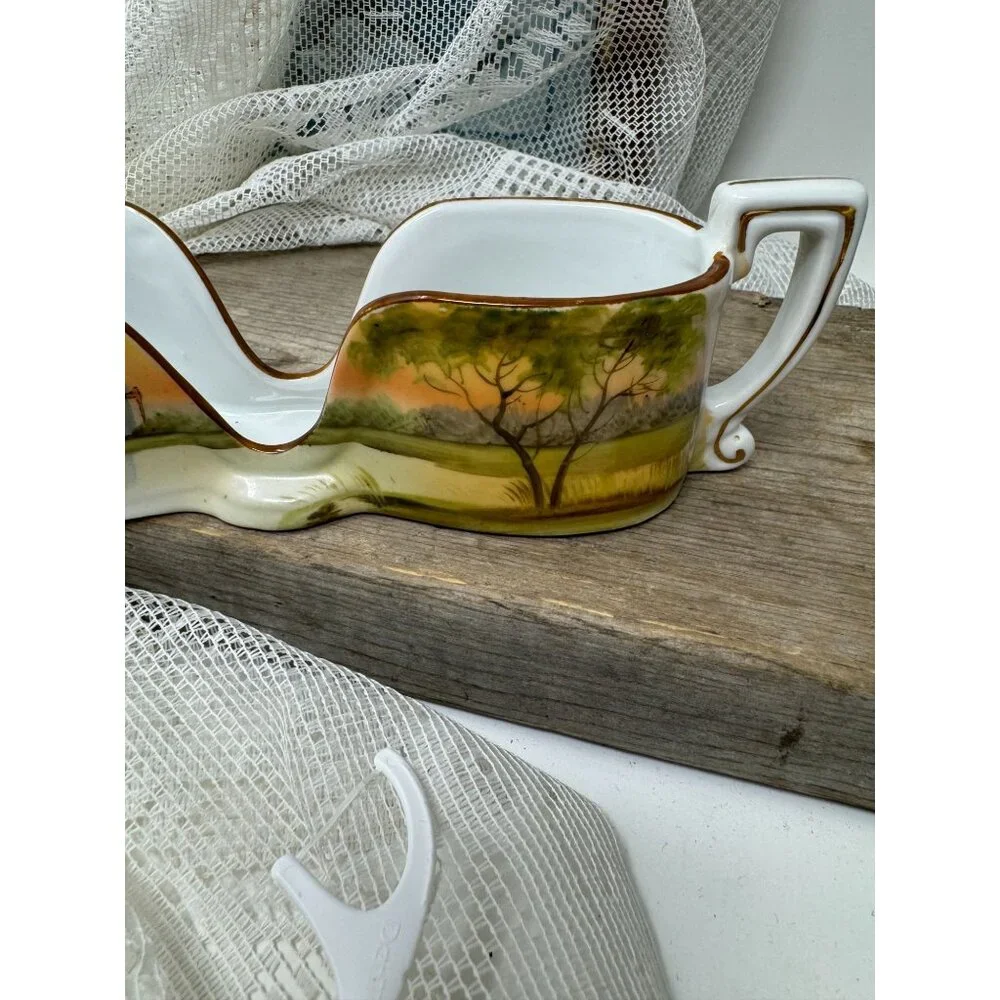 Vintage Nippon hand tree