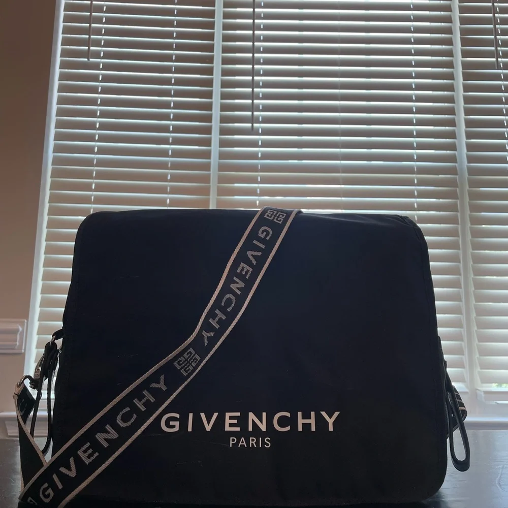 Givenchy authentic diaper