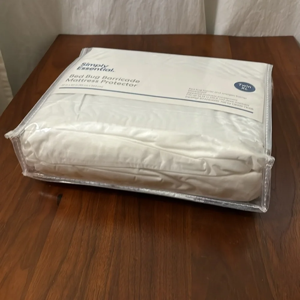 Simply Essential mattress protector