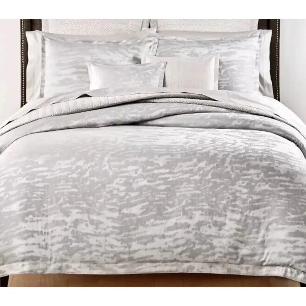 Matouk Schumacher Serengeti Duvet Cover Queen Silver