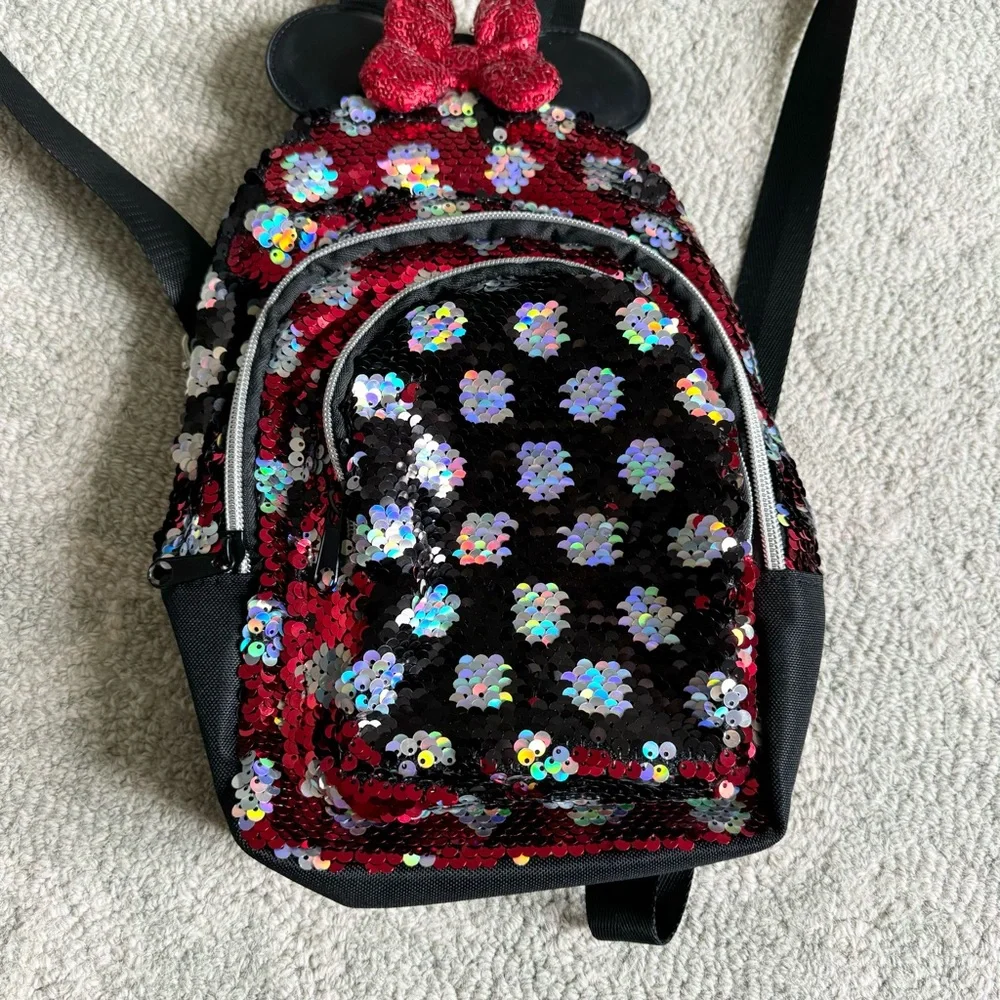 Disney excellent reversible