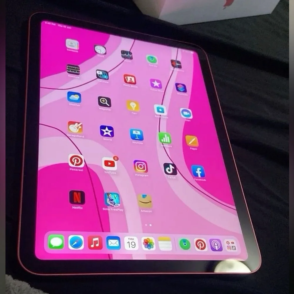 Apple ipad pink
