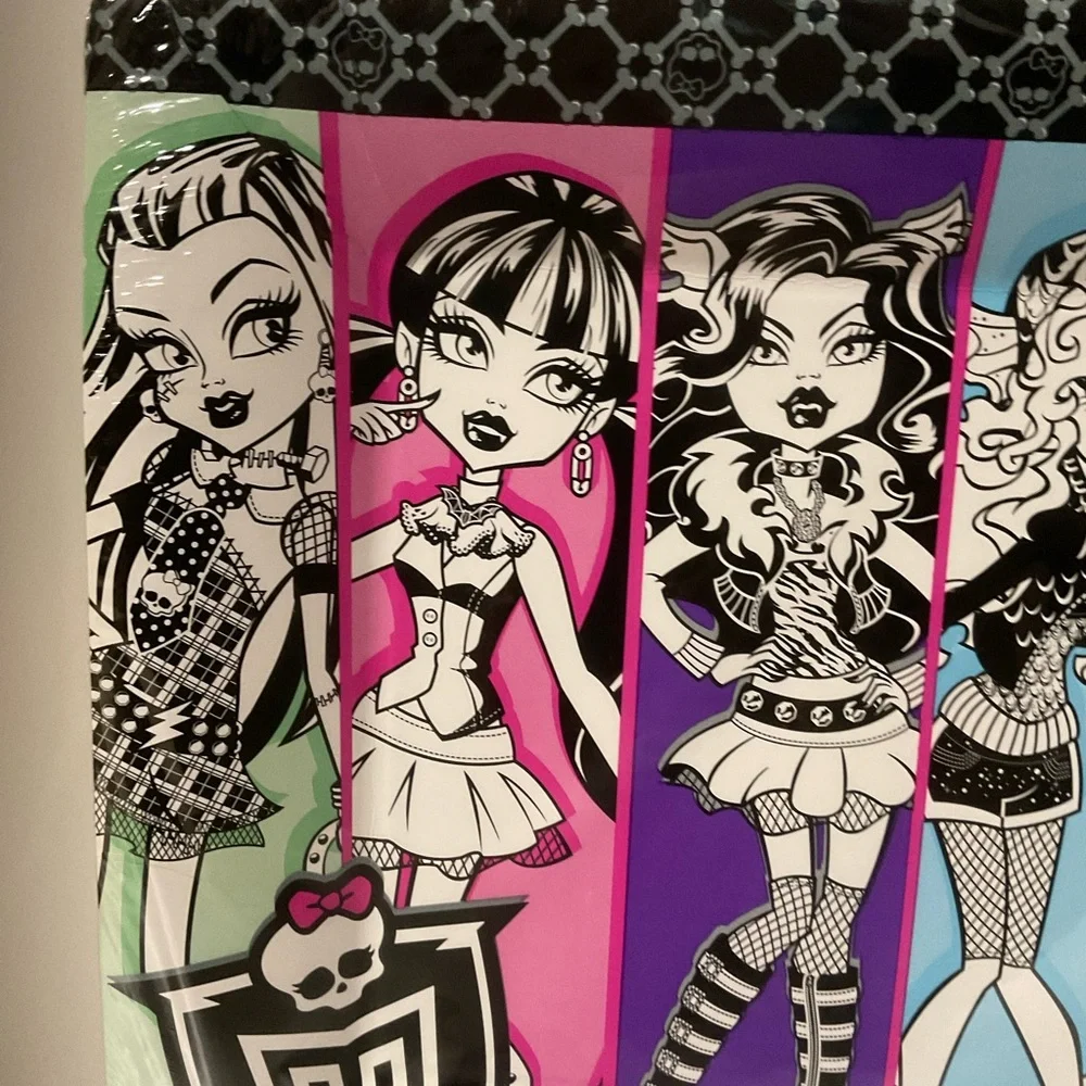 Monster High Square Plates 2011 Set of 2 Amscan Halloween Mattel Party Tableware