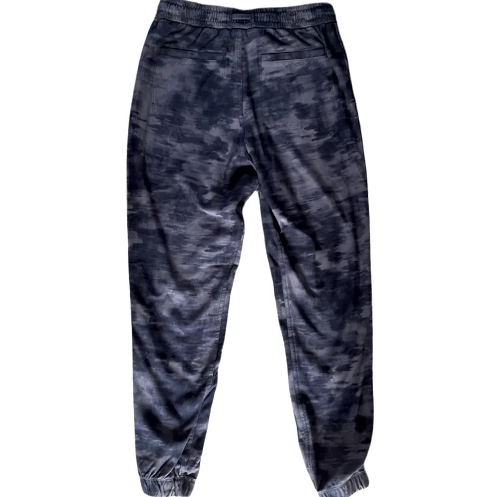 Athleta farallon jogger