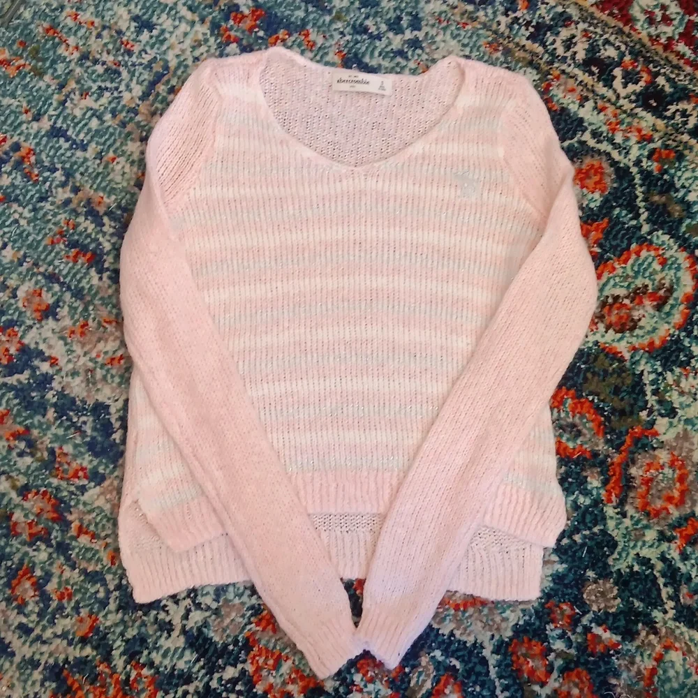 Abercrombie loose-knit sweater