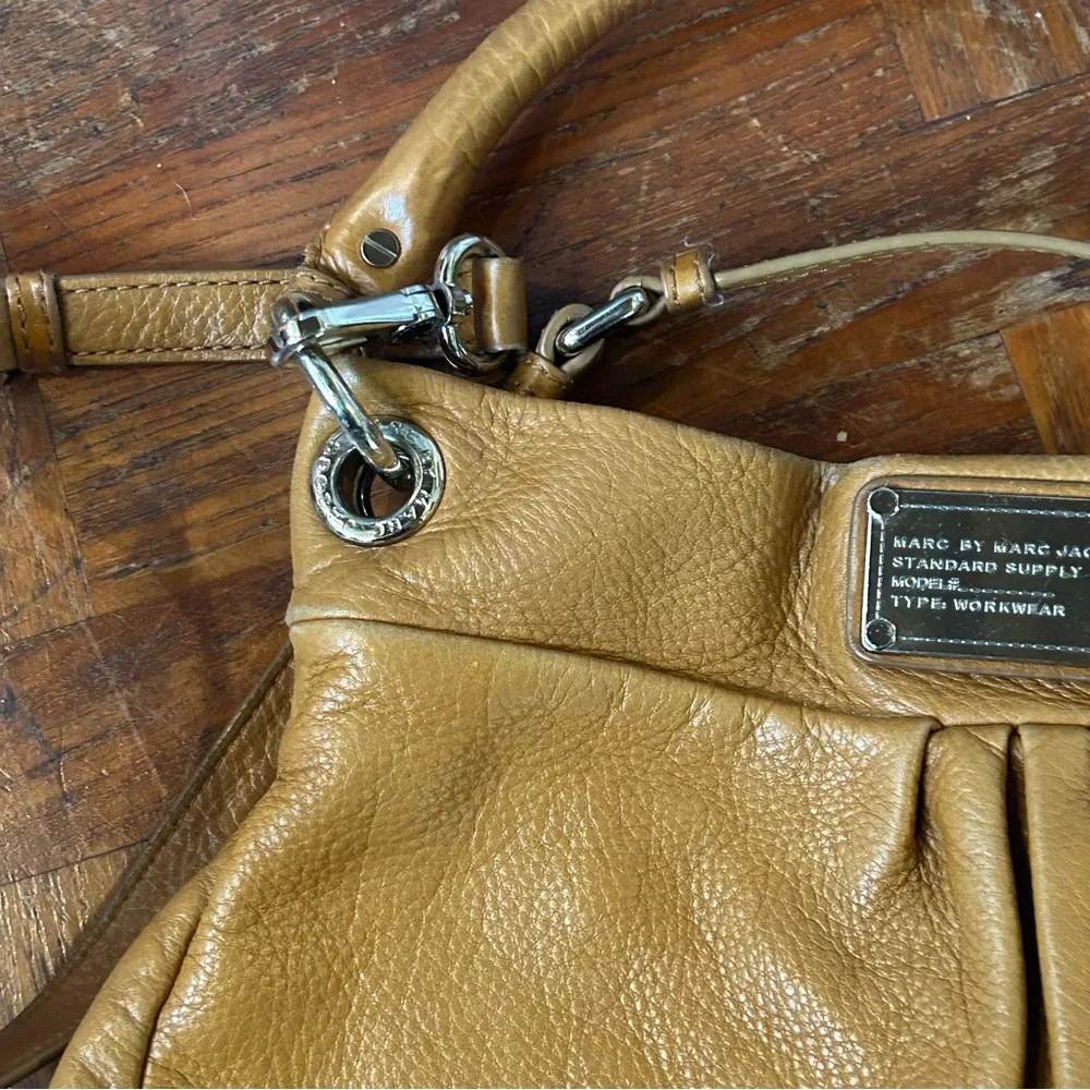 Marc Jacobs cognac leather