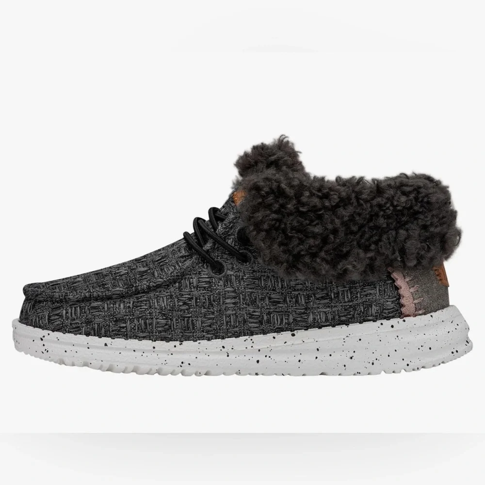 Hey Dude Wendy Black Fold Stitch Cozy Shoes Youth T (Little Boy) 1 New in box!