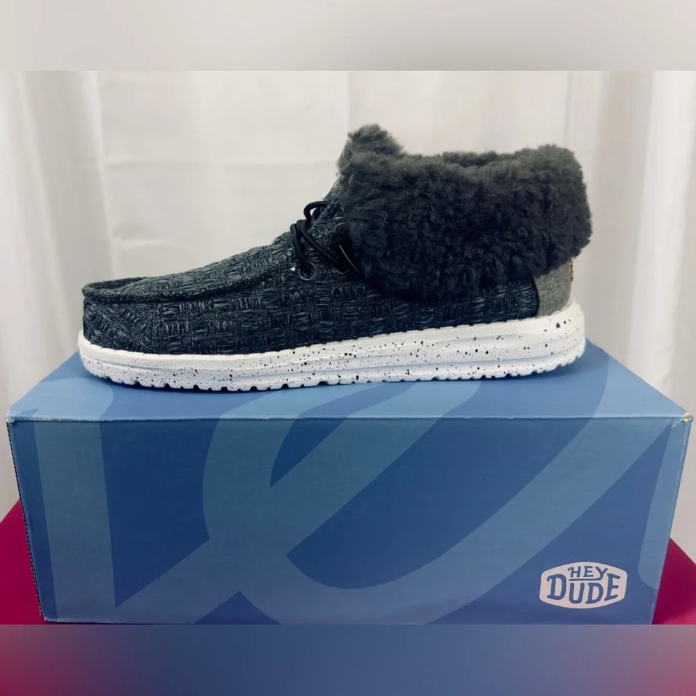 Hey Dude Wendy Black Fold Stitch Cozy Shoes Youth T (Little Boy) 1 New in box!