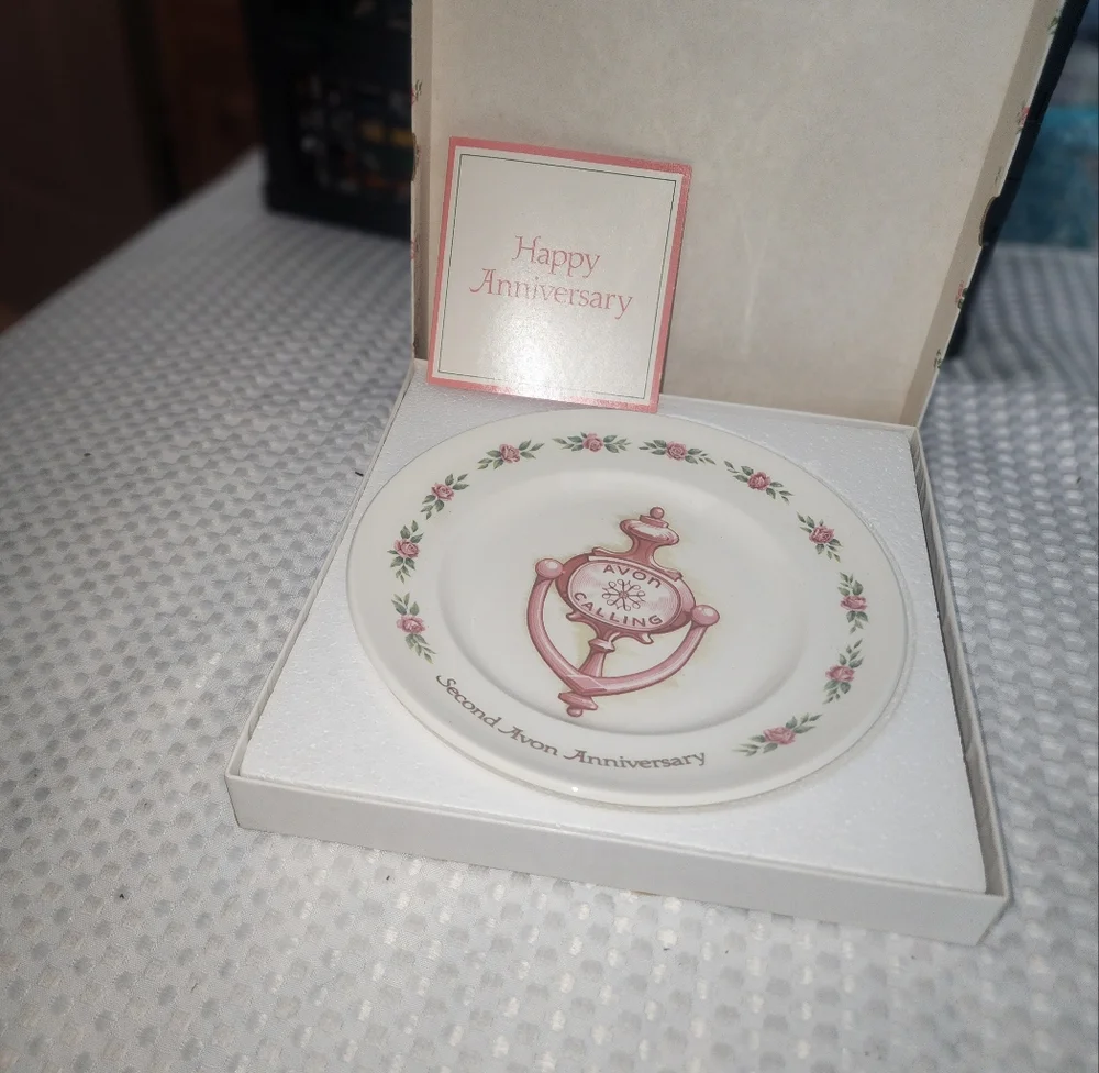 Avon excellent used