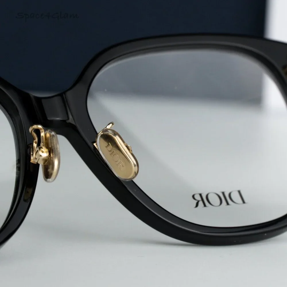 Dior exude their