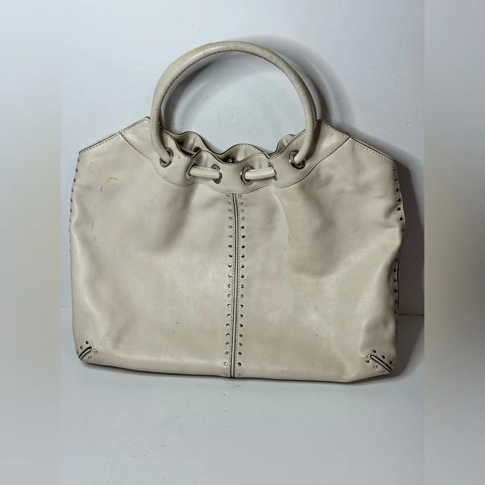 Michael Kors brand 	michael