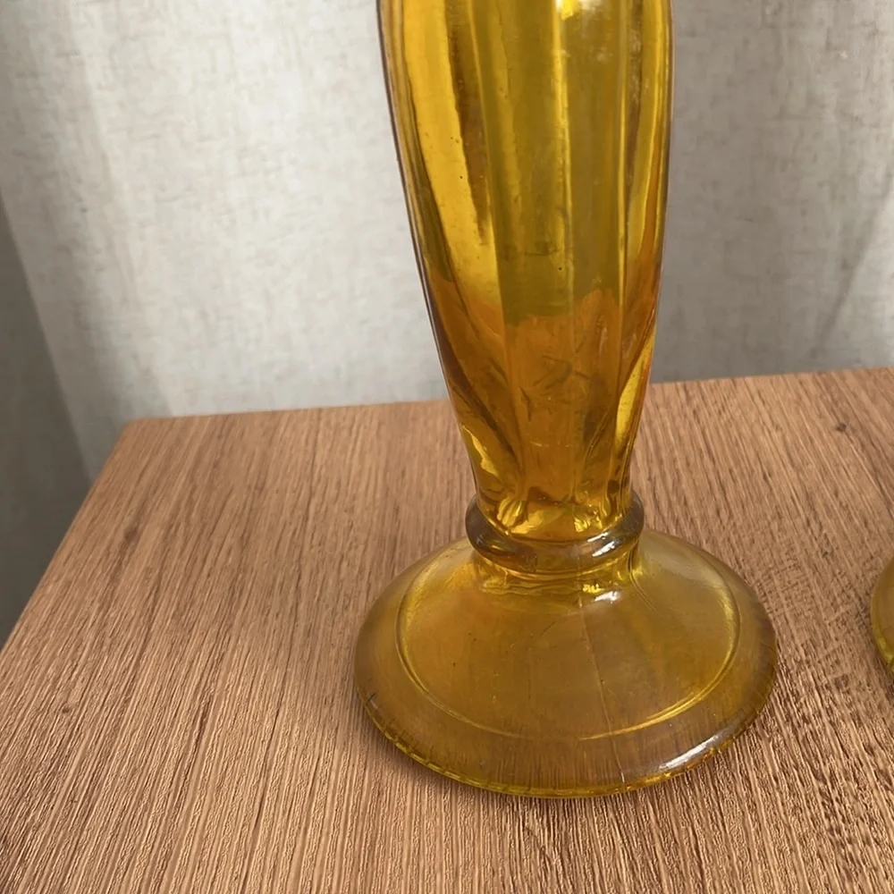 N/A yellow glass