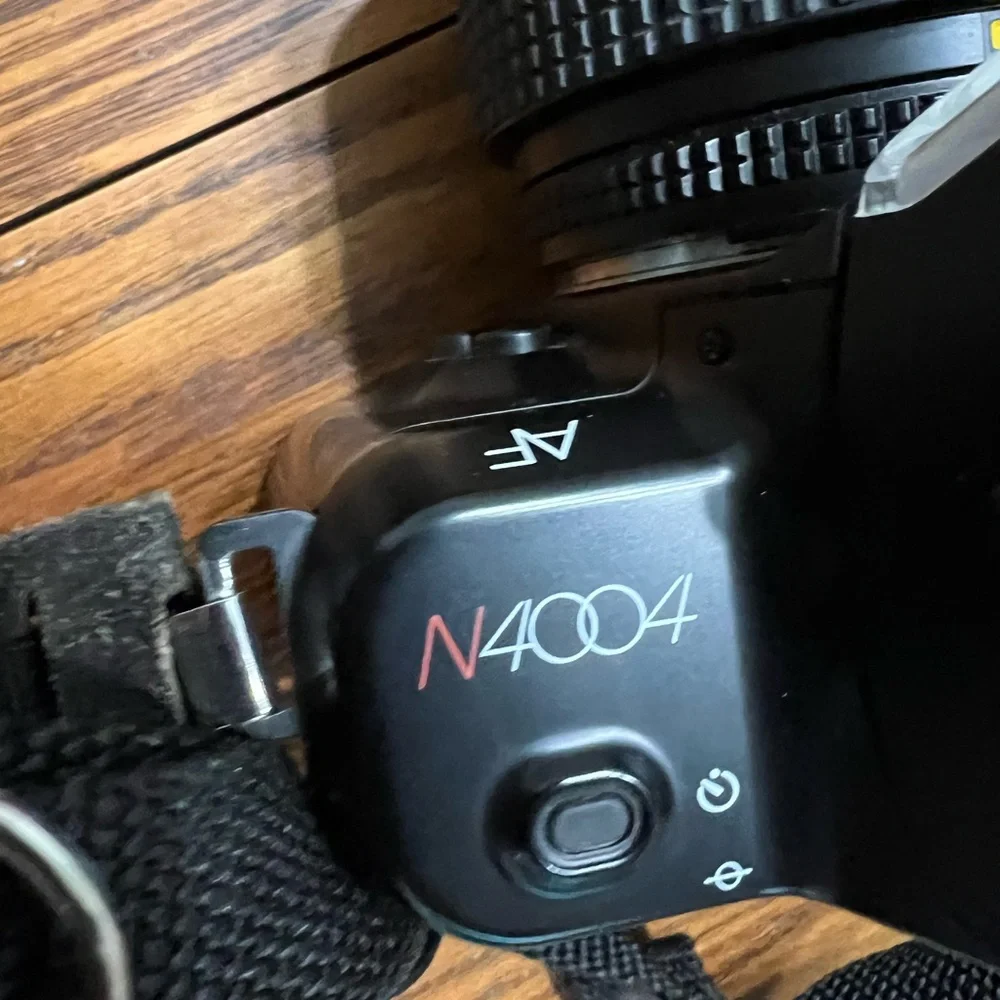 Nikon n4004 camera