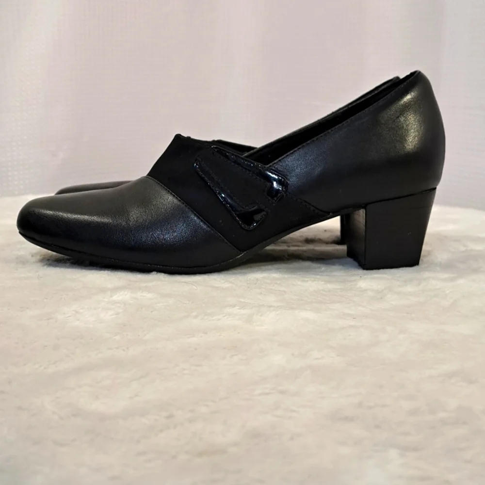Clarks woman leather