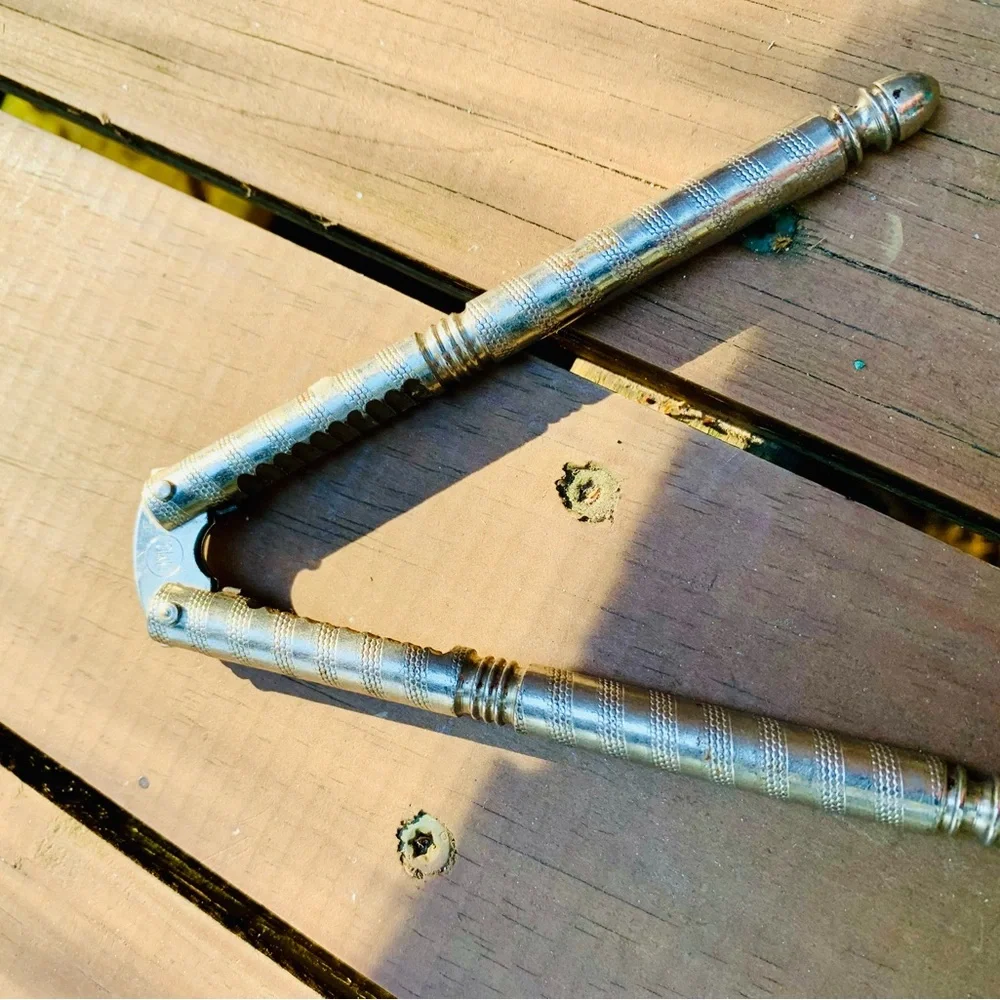 N/A nutcrackers metal