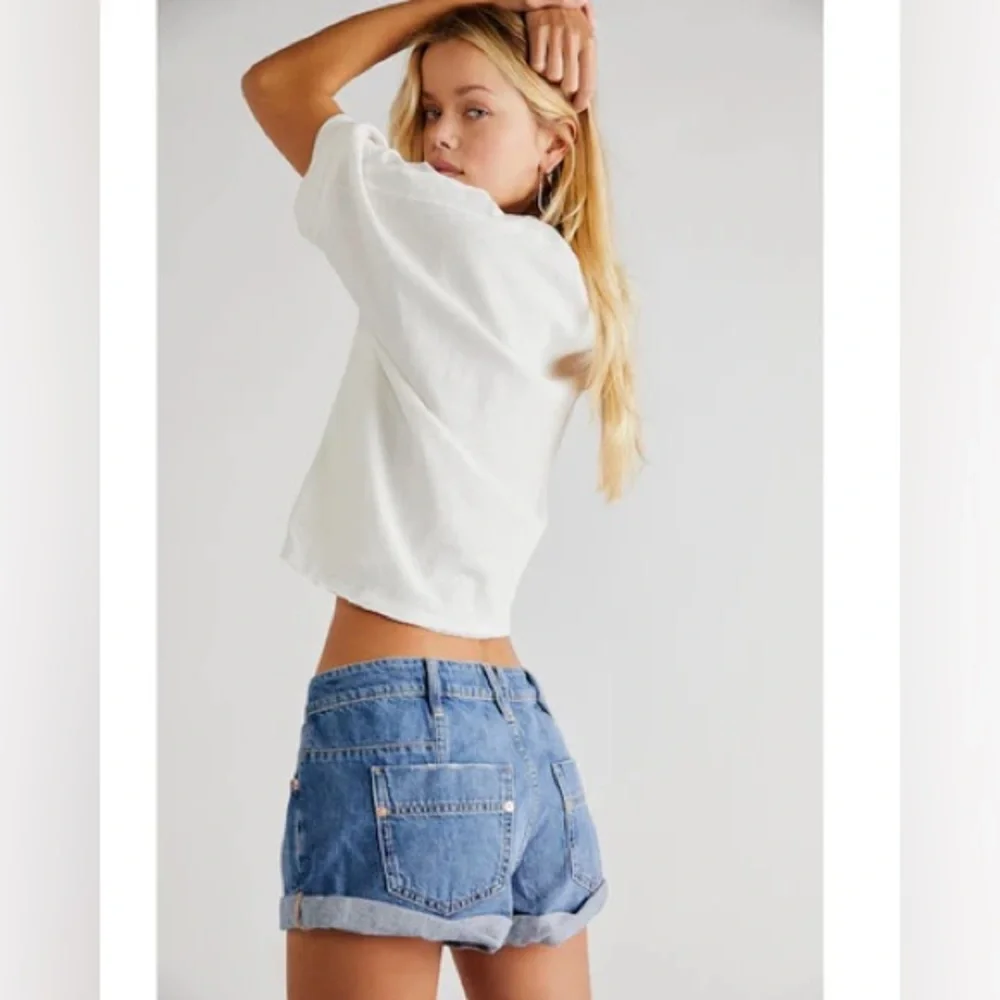 FREE PEOPLE We The Free Beginners Luck Slouch Denim Jean Short Felicity Wash 30