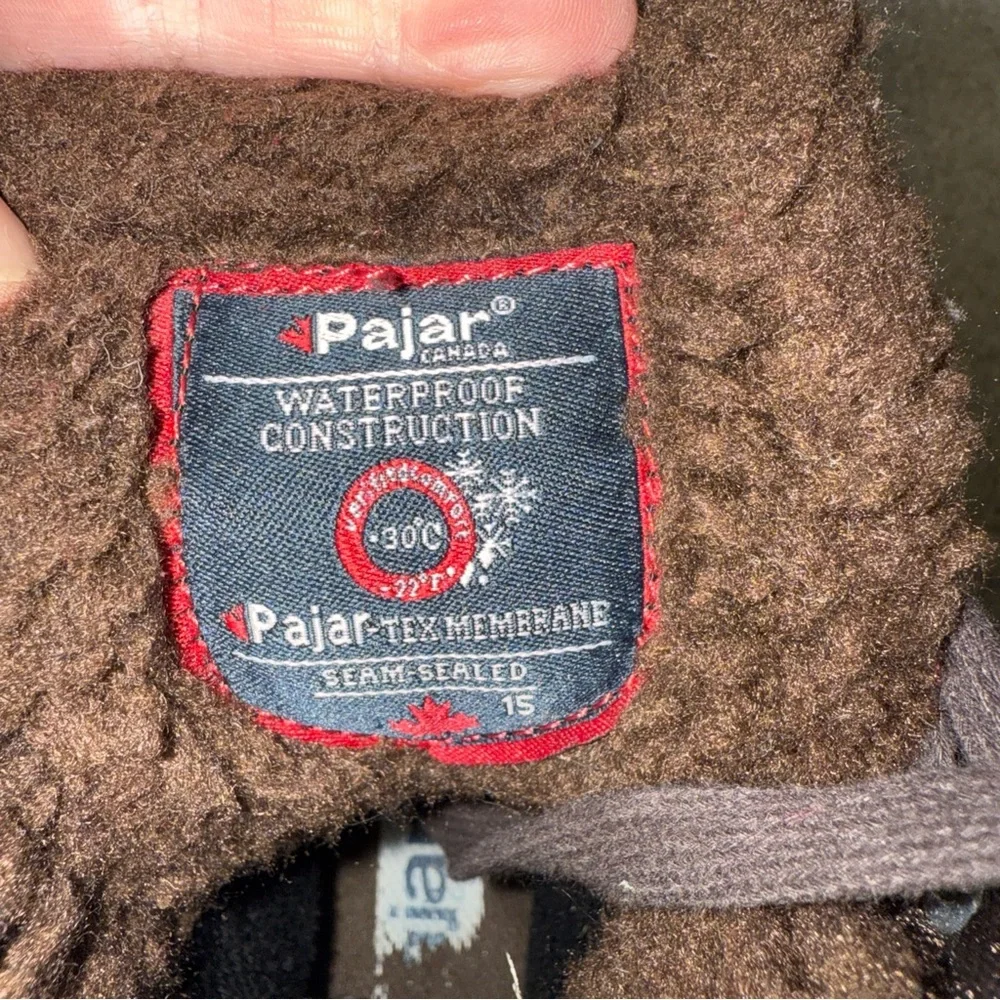 Pajar step into