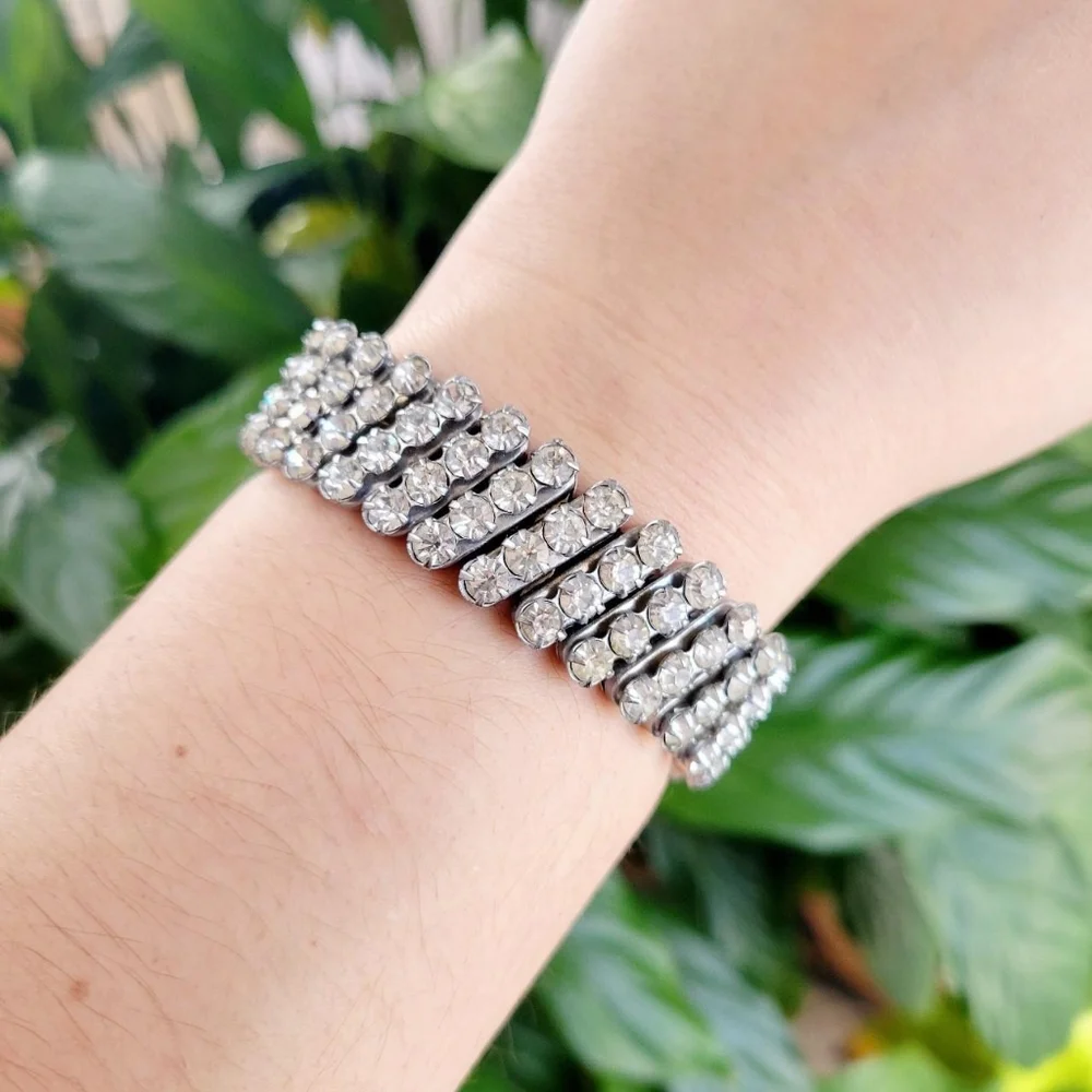 N/A vintage rhinestone