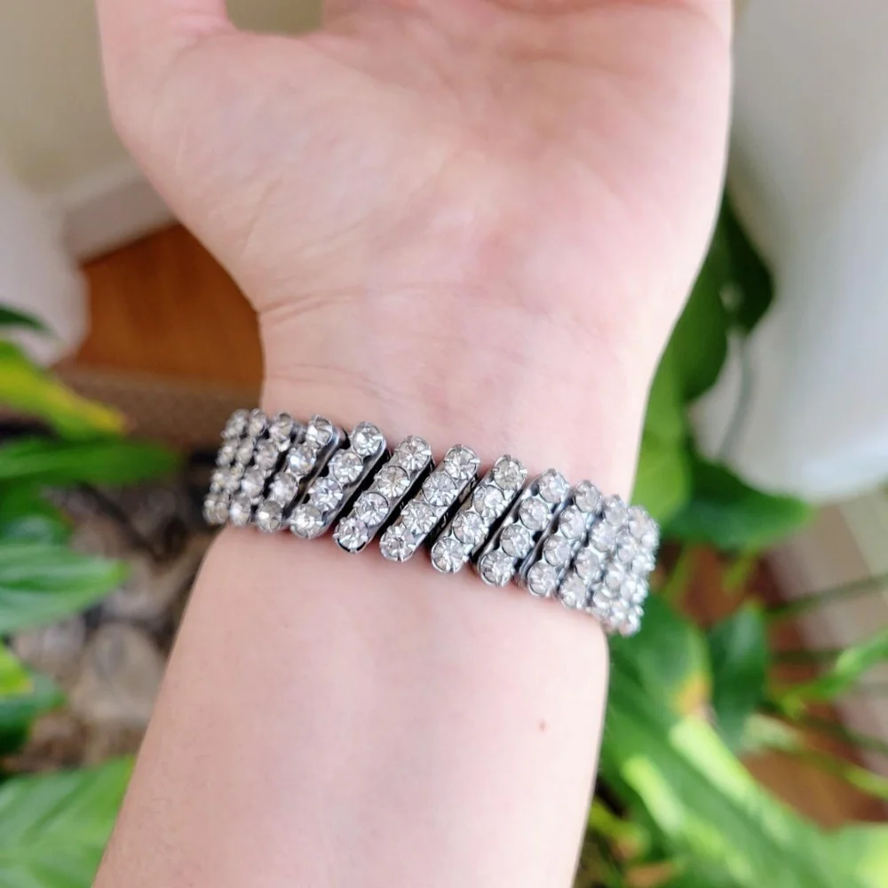 N/A vintage rhinestone