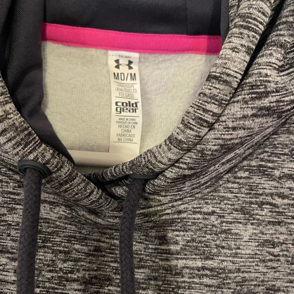 Under Armour size medium