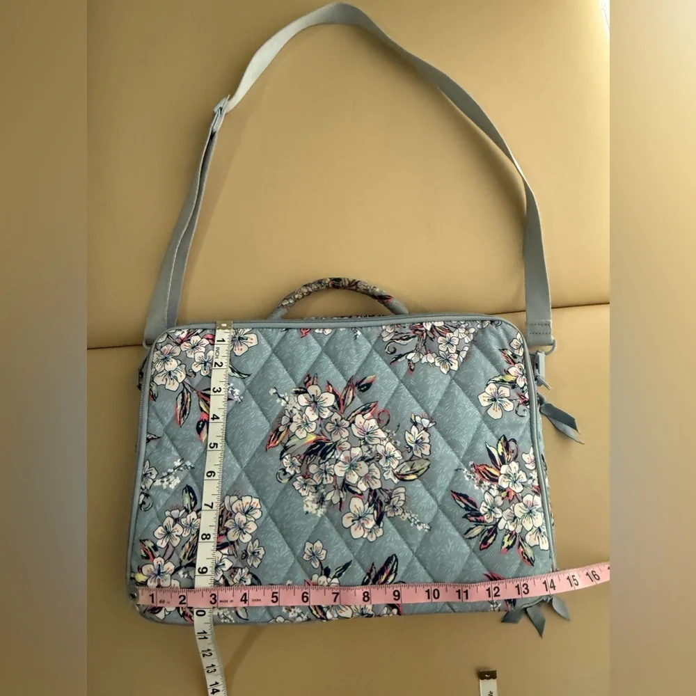 Vera Bradley padded lap top case